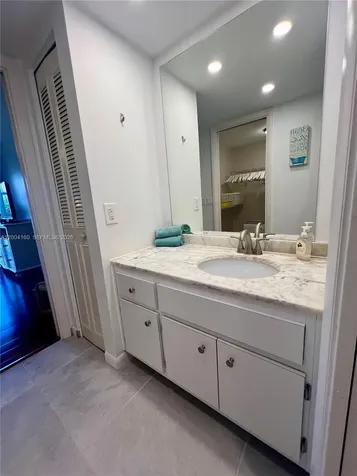 1481 S Ocean Boulevard Lauderdale By The Sea FL 33062