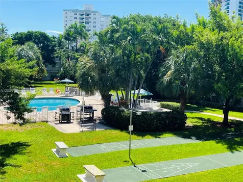 1481 S Ocean Boulevard Lauderdale By The Sea FL 33062