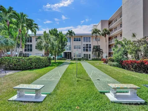 1481 S Ocean Boulevard Lauderdale By The Sea FL 33062