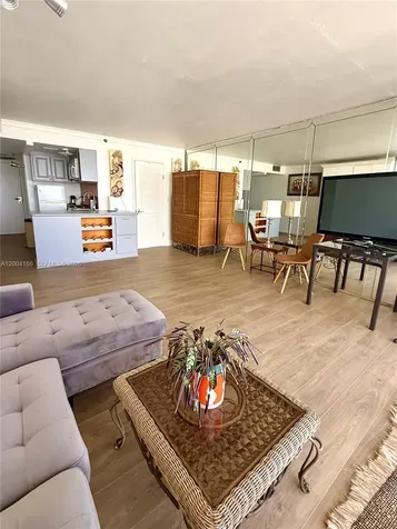 555 NE 15th Street Miami FL 33132