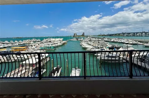555 NE 15th Street Miami FL 33132