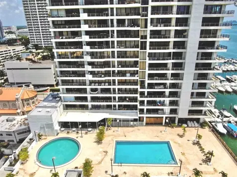 555 NE 15th Street Miami FL 33132