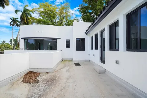 1329 Polk Street Hollywood FL 33019