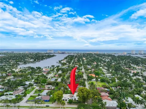 1329 Polk Street Hollywood FL 33019