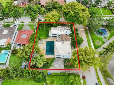 1329 Polk Street Hollywood FL 33019