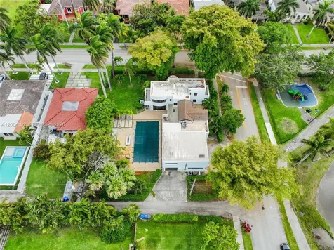 1329 Polk Street Hollywood FL 33019