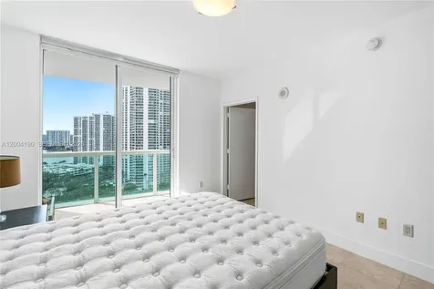 19400 Turnberry Way Aventura FL 33180