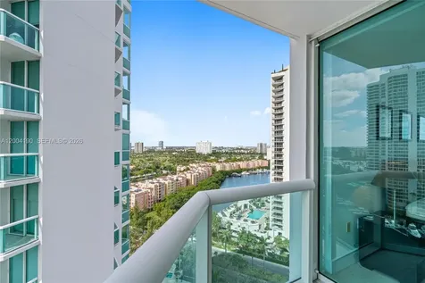 19400 Turnberry Way Aventura FL 33180