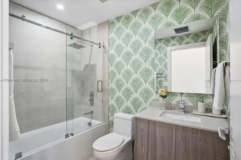 4354 Alton Road Miami Beach FL 33140