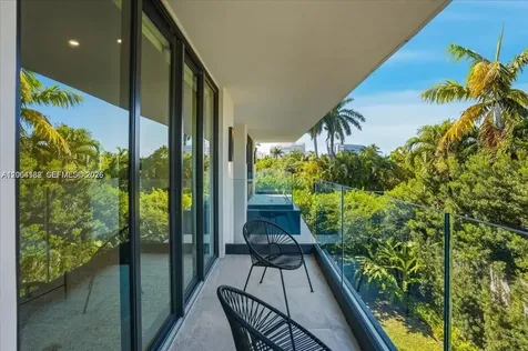 4354 Alton Road Miami Beach FL 33140