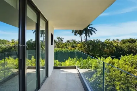 4354 Alton Road Miami Beach FL 33140
