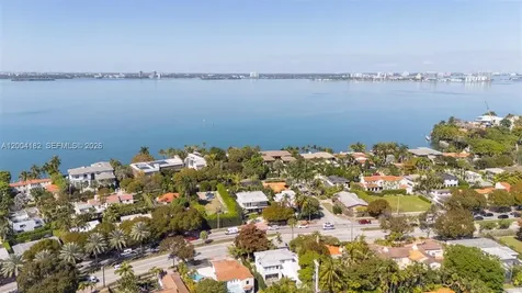 4354 Alton Road Miami Beach FL 33140