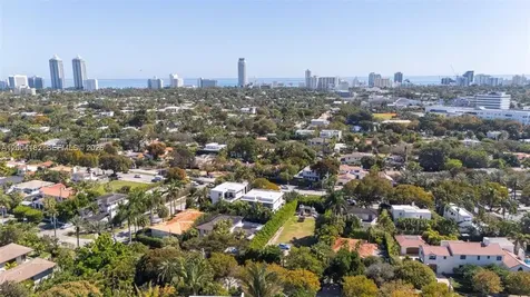 4354 Alton Road Miami Beach FL 33140