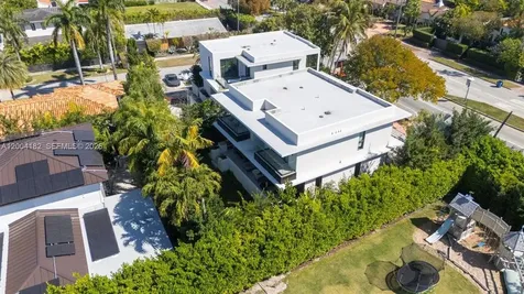 4354 Alton Road Miami Beach FL 33140