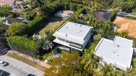 4354 Alton Road Miami Beach FL 33140