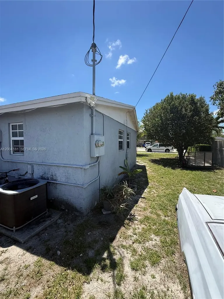 1701 NW 6th Avenue Pompano Beach FL 33060
