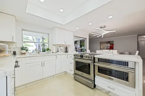 14812 SW 140th Place Miami FL 33186