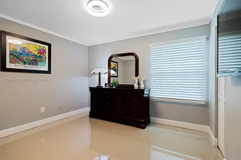 14812 SW 140th Place Miami FL 33186