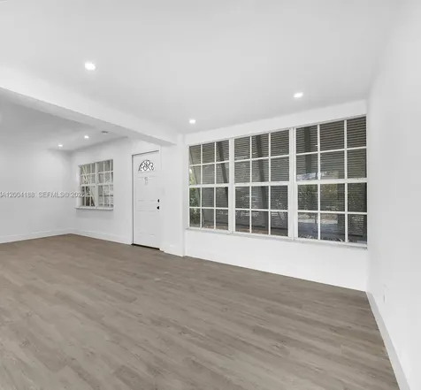 3050 NE 13th Avenue Pompano Beach FL 33064