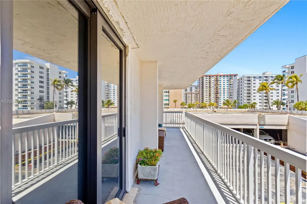 1500 S Ocean Drive Hollywood FL 33019