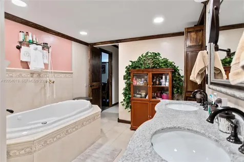 1500 S Ocean Drive Hollywood FL 33019
