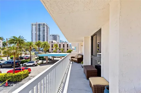 1500 S Ocean Drive Hollywood FL 33019