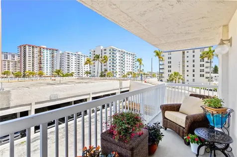 1500 S Ocean Drive Hollywood FL 33019
