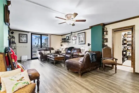 1500 S Ocean Drive Hollywood FL 33019
