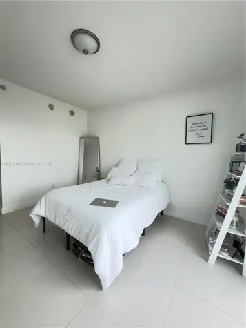 185 SW 7th Street Miami FL 33130