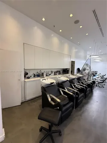 Beauty Salon & Spa In Brickell Miami FL 33131
