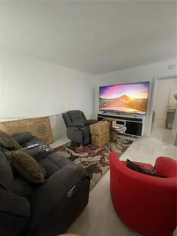 1255 W 49th Place Hialeah FL 33012