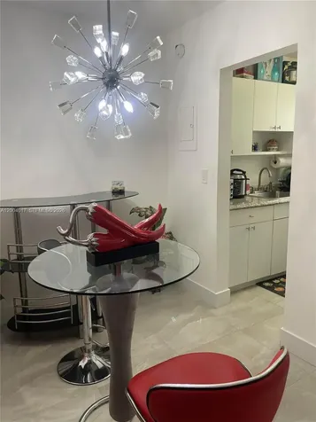 1255 W 49th Place Hialeah FL 33012