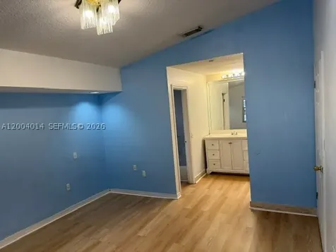 7599 W 4th Court Hialeah FL 33014