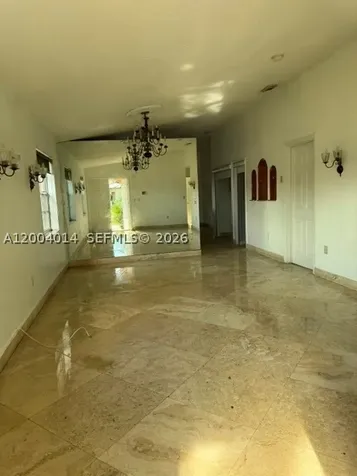 7599 W 4th Court Hialeah FL 33014