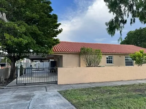 7599 W 4th Court Hialeah FL 33014