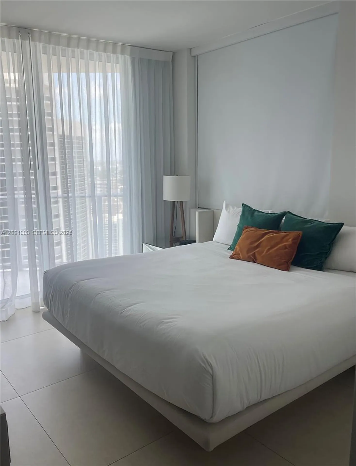 4111 S Ocean Drive Hollywood FL 33019