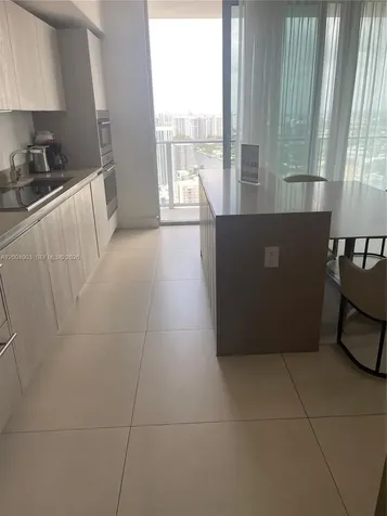 4111 S Ocean Drive Hollywood FL 33019