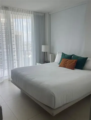 4111 S Ocean Drive Hollywood FL 33019
