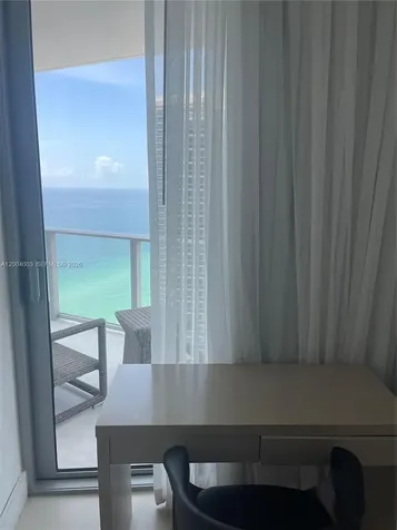 4111 S Ocean Drive Hollywood FL 33019