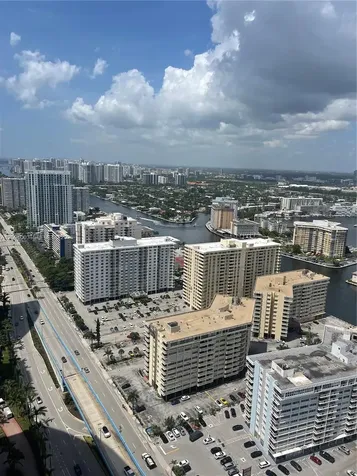 4111 S Ocean Drive Hollywood FL 33019