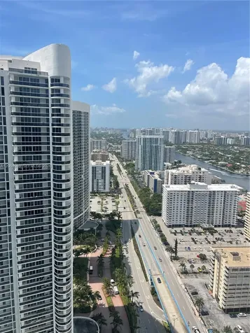 4111 S Ocean Drive Hollywood FL 33019