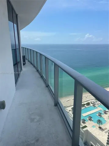 4111 S Ocean Drive Hollywood FL 33019