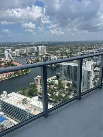 4111 S Ocean Drive Hollywood FL 33019