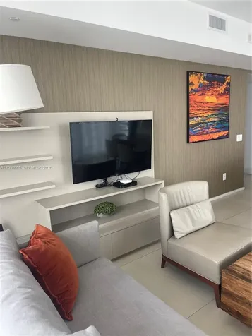 4111 S Ocean Drive Hollywood FL 33019