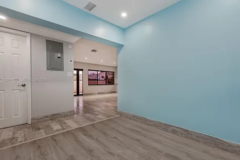 740 NW 105th Place Miami FL 33172