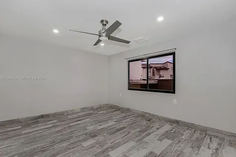 740 NW 105th Place Miami FL 33172