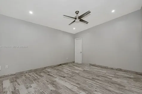 740 NW 105th Place Miami FL 33172