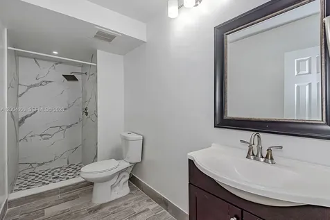 740 NW 105th Place Miami FL 33172