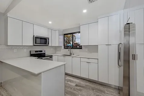 740 NW 105th Place Miami FL 33172