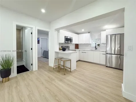 2255 NW 60th Street Miami FL 33142